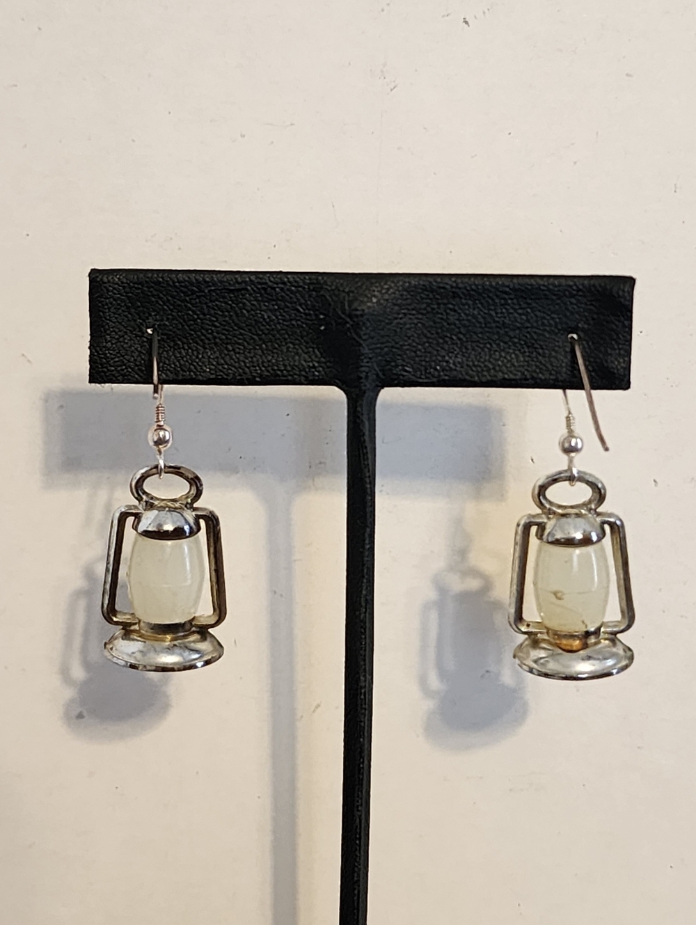 Vintage Style Lantern Drop Earrings Silver Tone Cream Dangle Novelty - Picture 4 of 9